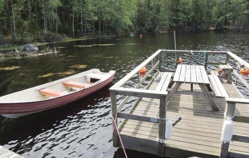 Holiday Home Laxforsen �lvs�kersv. Kungsbacka