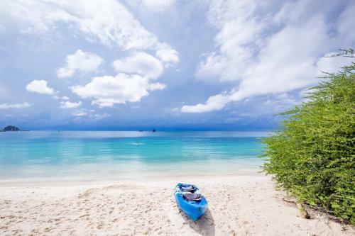 Hotel Beach Club By Haadtien