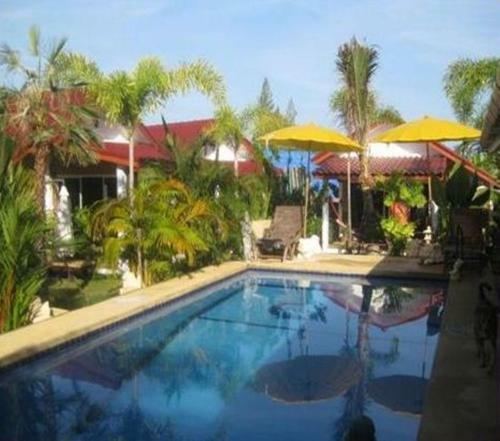 Hotel Sanuk Bungalows