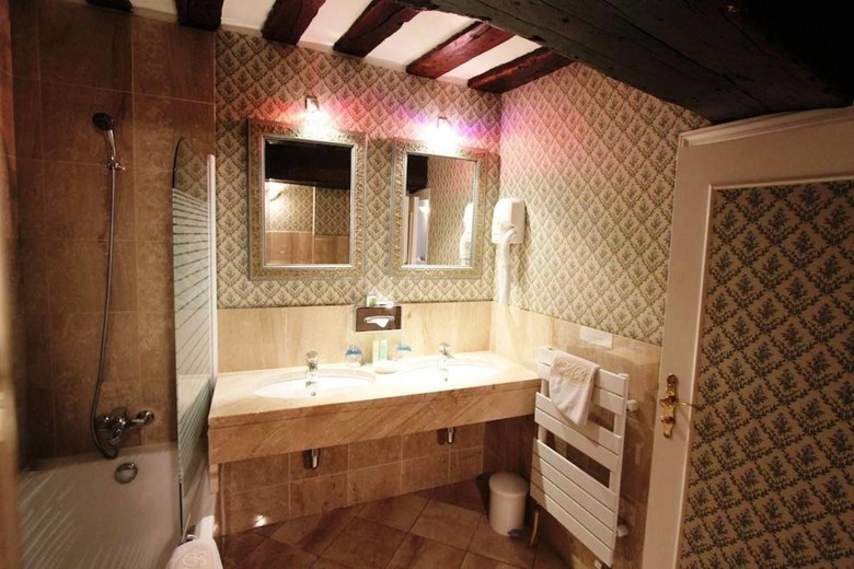 Hotel De La Bretonnerie