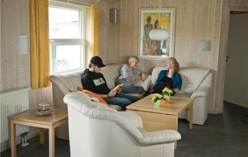 Holiday Home Nordseebad Otterndorf J