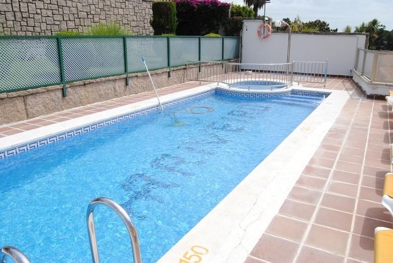 Hotel Riveiro II