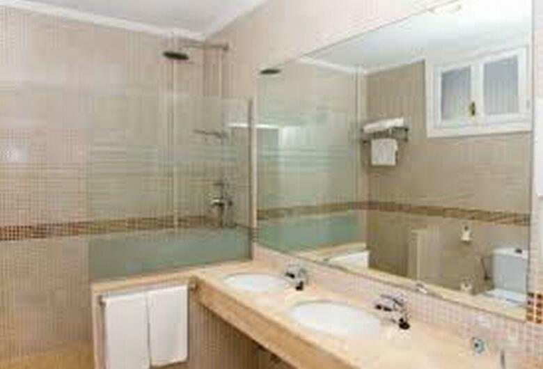 Aparthotel Lloyds Beach Club