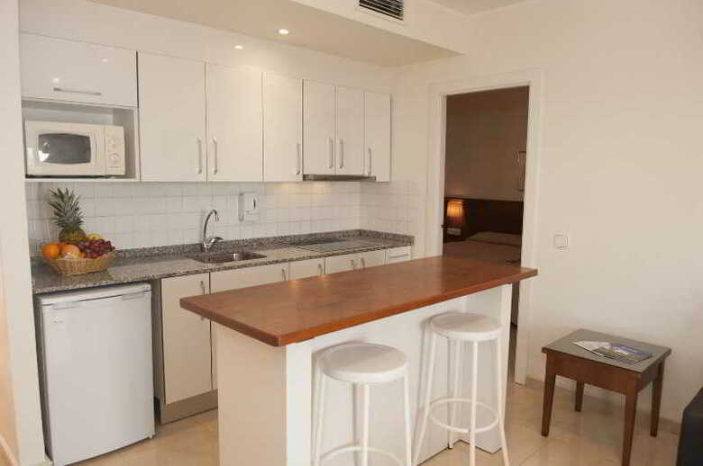 Aparthotel Lloyds Beach Club