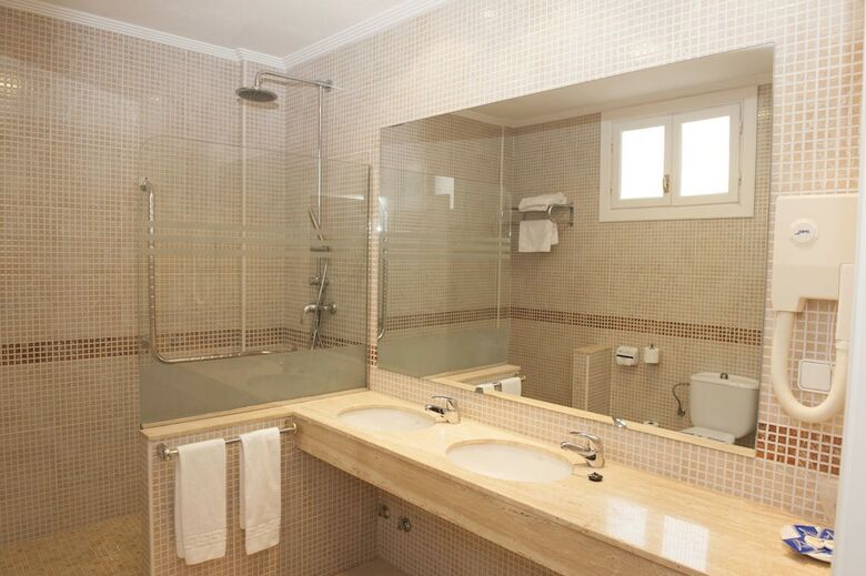 Aparthotel Lloyds Beach Club