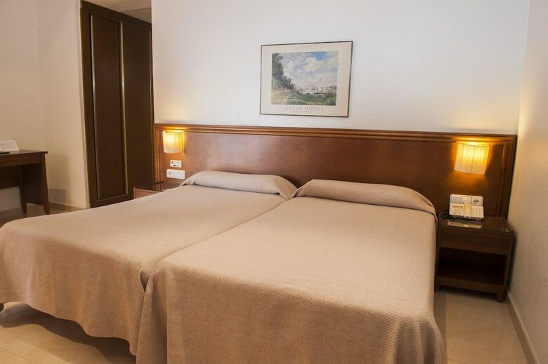 Aparthotel Lloyds Beach Club