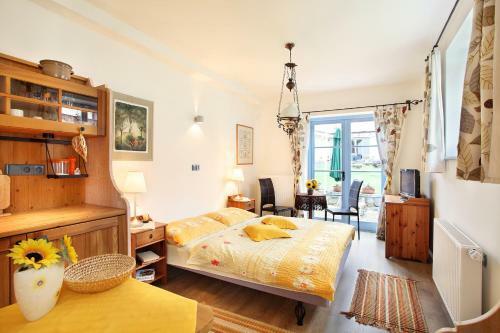 Hostal Wellness Hotel Bo?� Oko