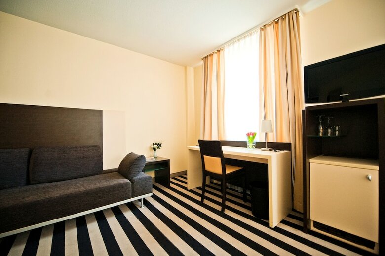 Hotel Bristol