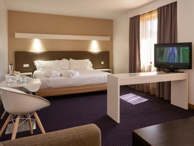 Hotel Coimbra Aeminium, Affiliated By Meli�