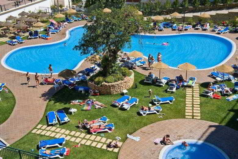 Hotel Cerro Mar Garden