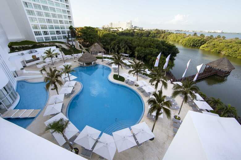 Hotel Le Blanc Spa Resort All Inclusive Adults Only