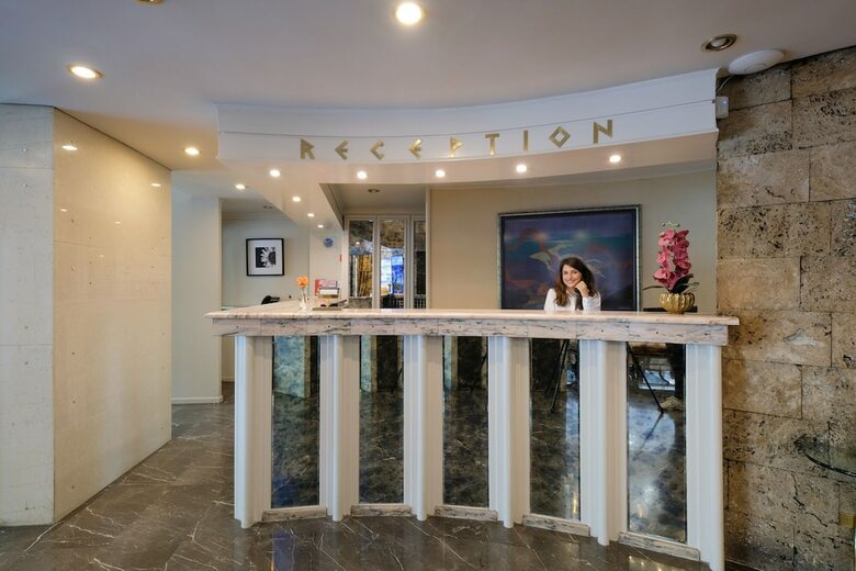 Best Western Ilisia Hotel