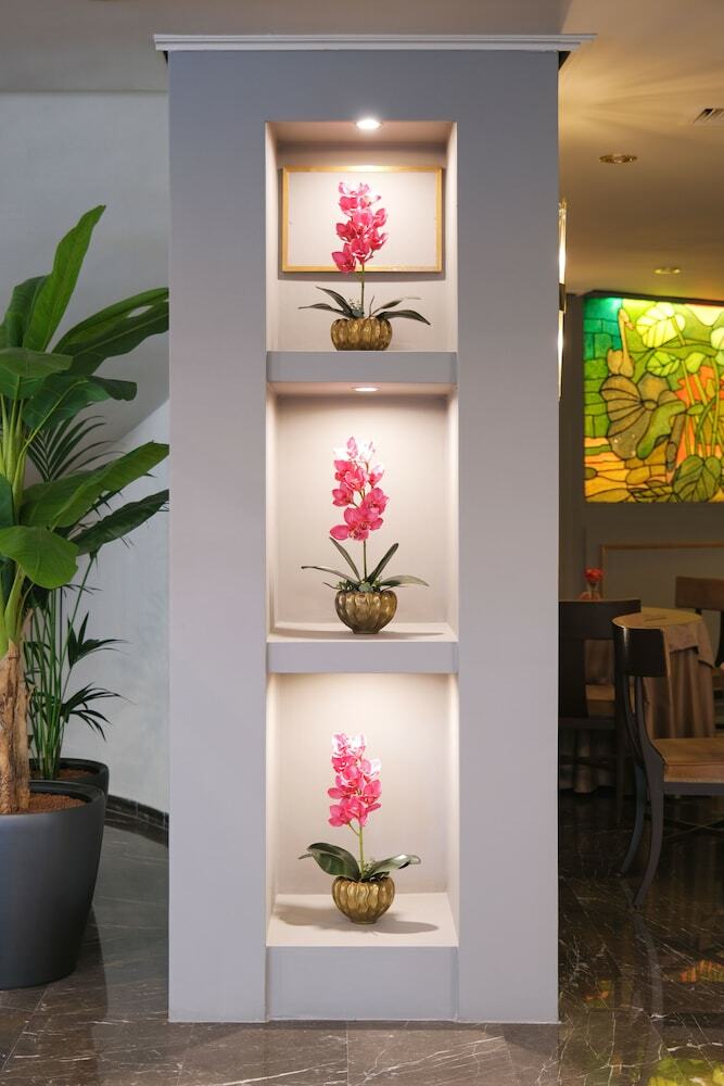 Best Western Ilisia Hotel
