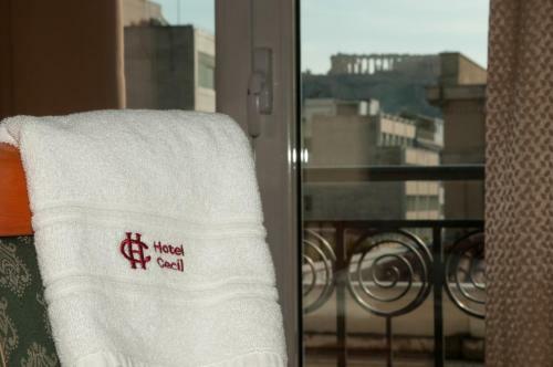 Hotel Cecil