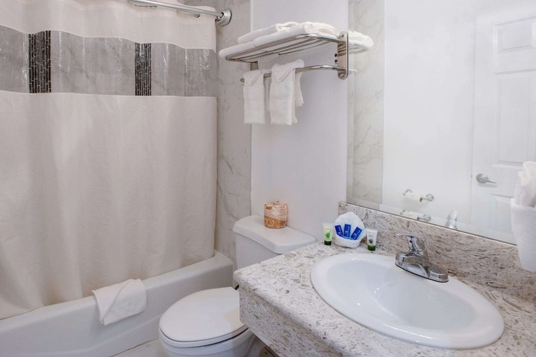 Hotel Rodeway Inn & Suites - Pasadena