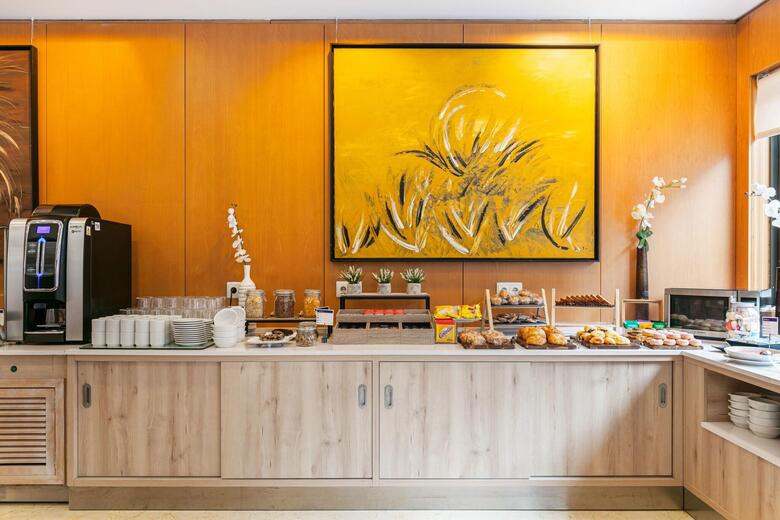 Hotel Globales De Los Reyes