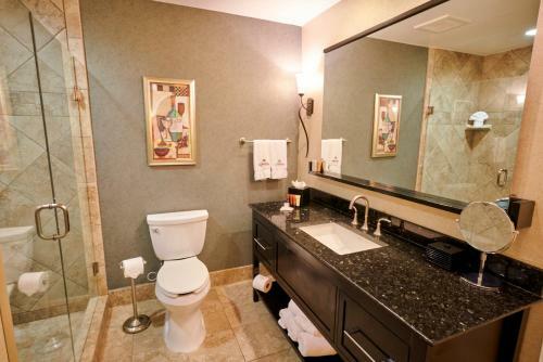 La Bellasera Hotel & Suites