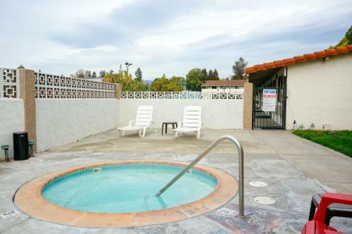 Ez 8 Motel San Jose II