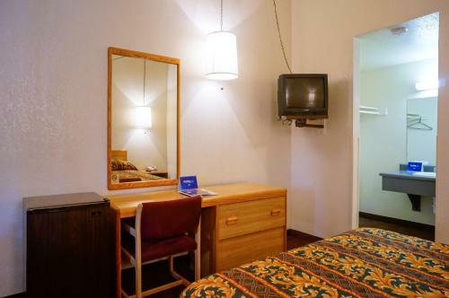 Ez 8 Motel San Jose II
