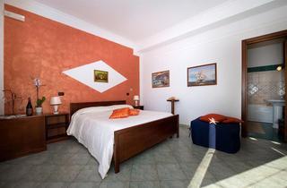 Bed & Breakfast Holiday House Le Palme