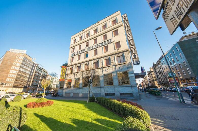 Hotel Bristol