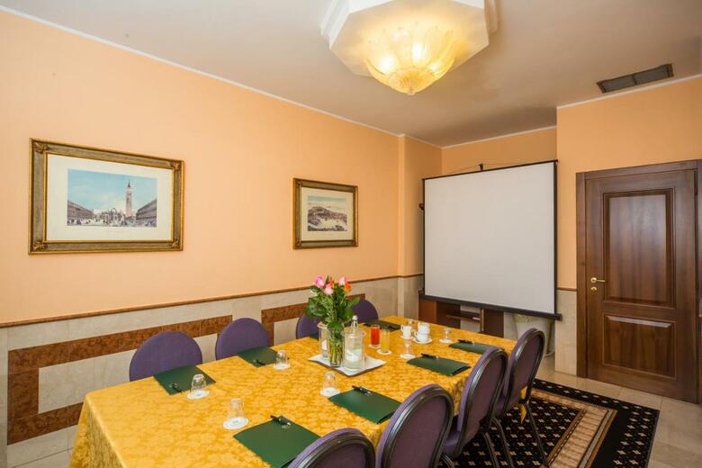 Hotel Alga