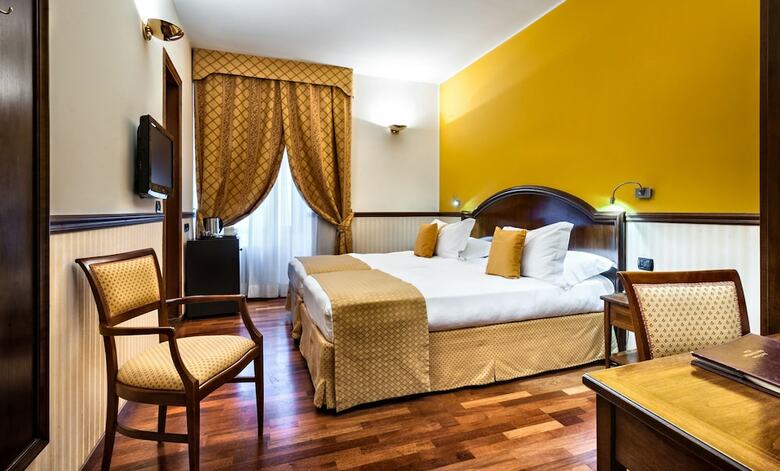 Worldhotel Casati 18