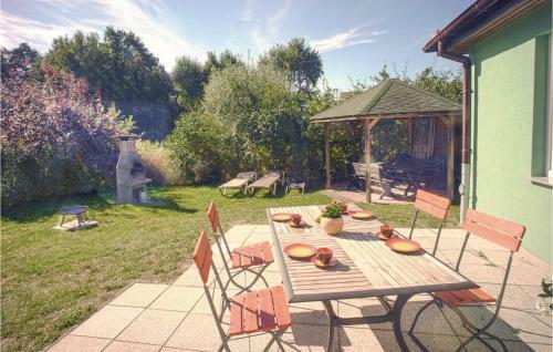 Holiday Home Am Rodelberg H