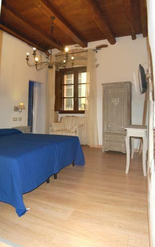 Bed & Breakfast Arch�