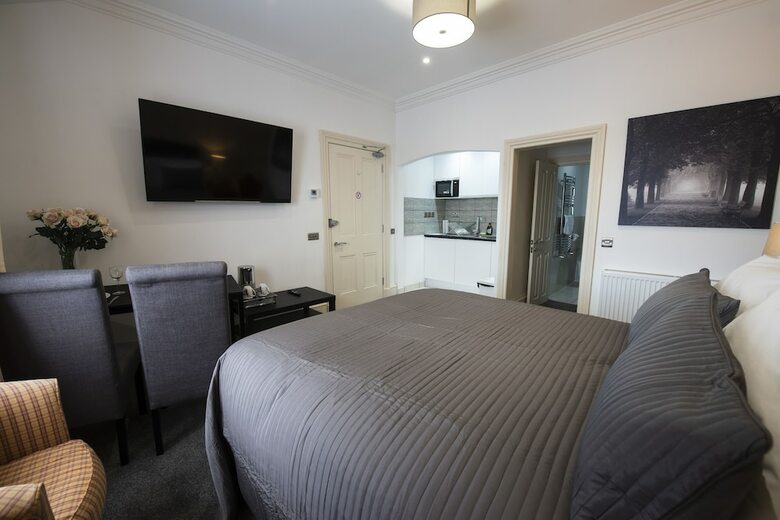 Hotel Grosvenor Suites