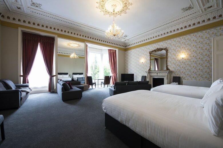 Hotel Grosvenor Suites
