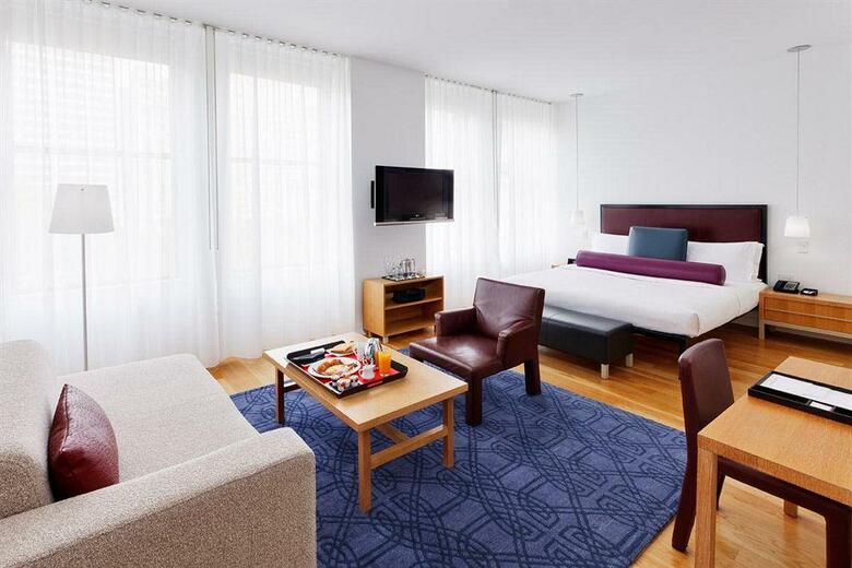 Bryant Park Hotel