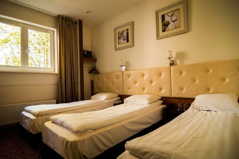 Amsterdam Downtown Hotel