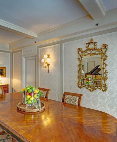 Hotel Elys�e