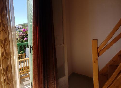 Hostal Aiolos House