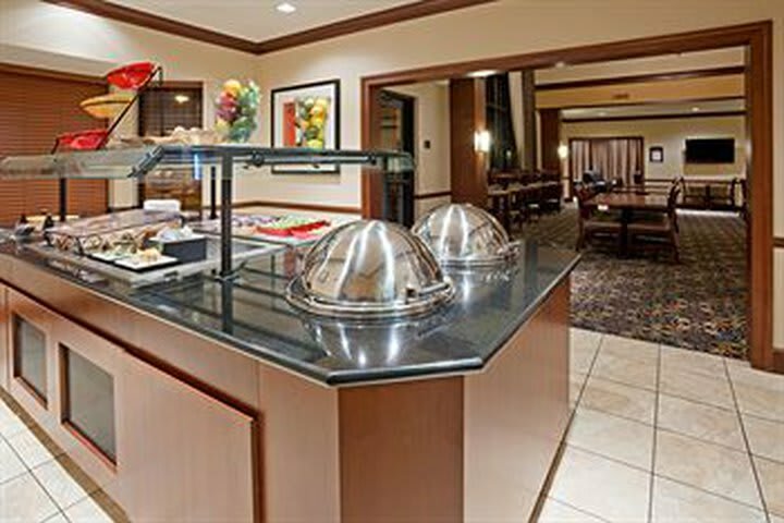Hotel Staybridge Suites Milwaukee West-oconomowoc