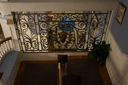 Hostal 463 Beacon Street Guest House