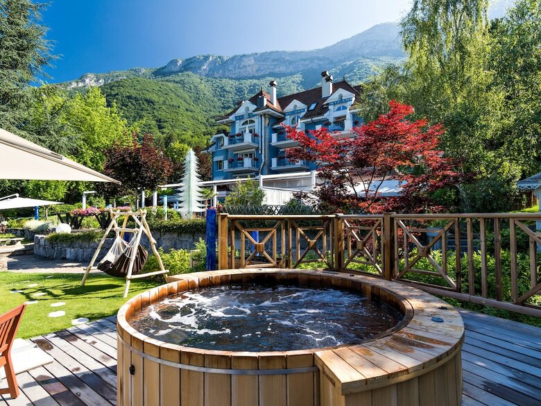 Hotel H�tel Restaurant Yoann Conte Bord Du Lac
