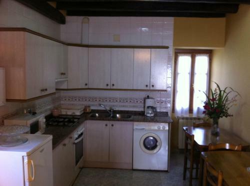 Agroturismo Casa Rural Eguzkialde
