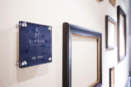 Hostal Cinque
