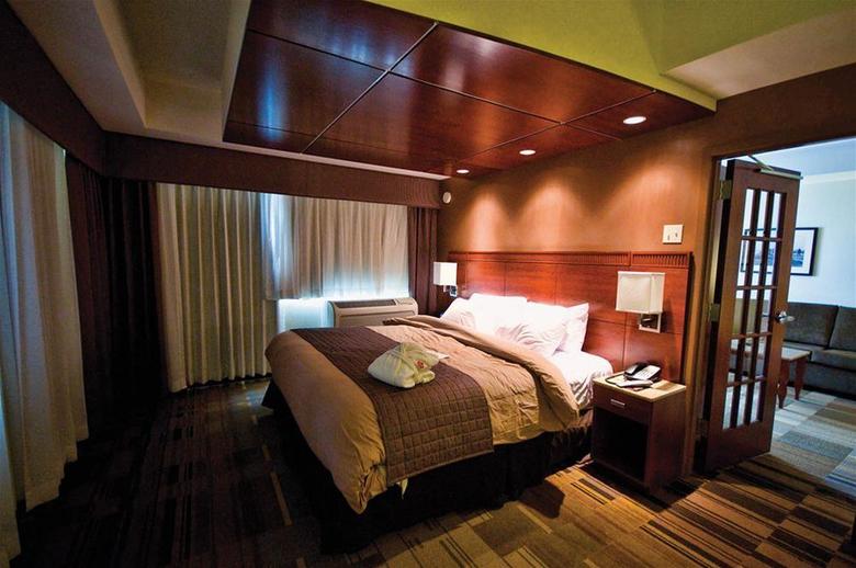 Hotel Canad Inns Destination Center Grand Forks