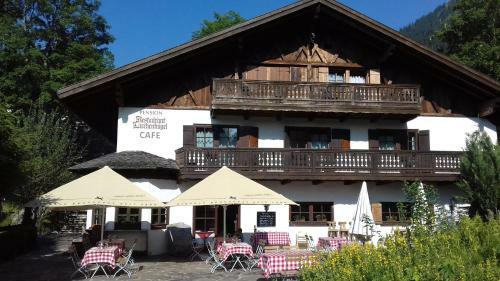 Landhotel L�rchenh�gel