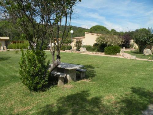 Hostal Les Jardins De Santa Giulia