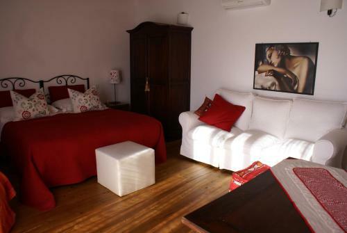 Hostal Agriturismo L'aglientu B&B