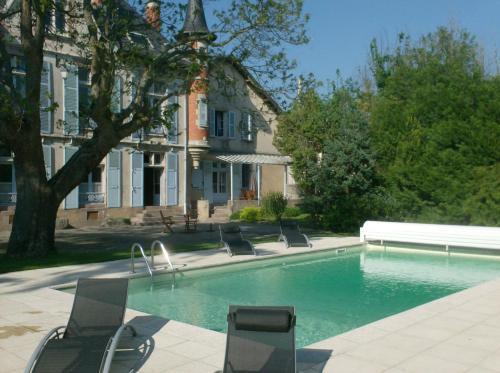 Bed & Breakfast L'echauguette Isserpent