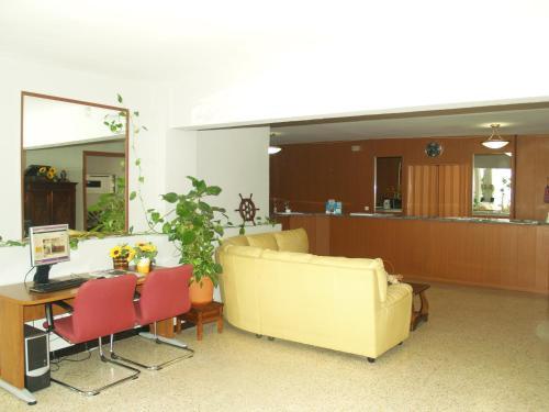 Hotel Mi�o
