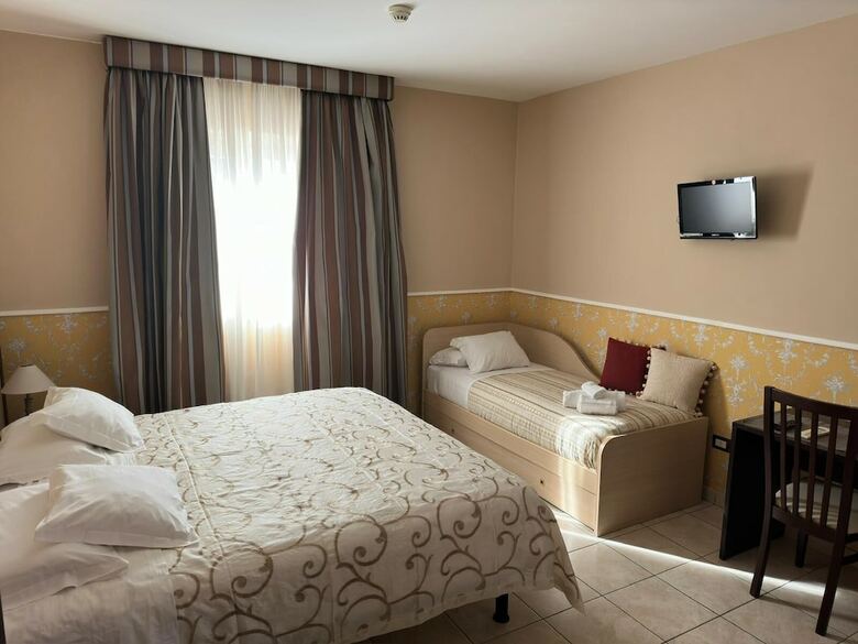 Hotel De La Ville Relais