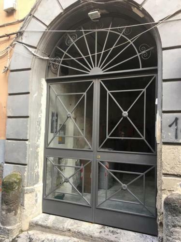 Apartment 25