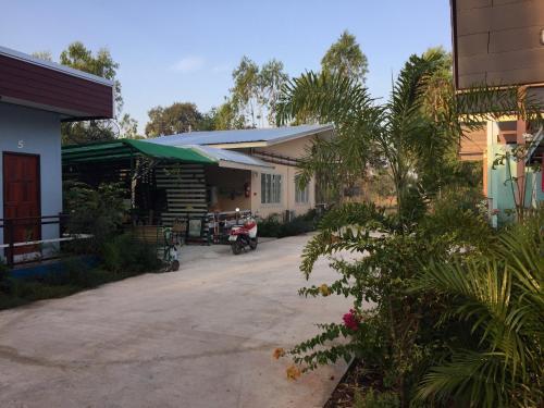 Hostal Plyna Resort