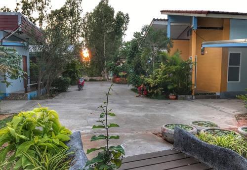Hostal Plyna Resort